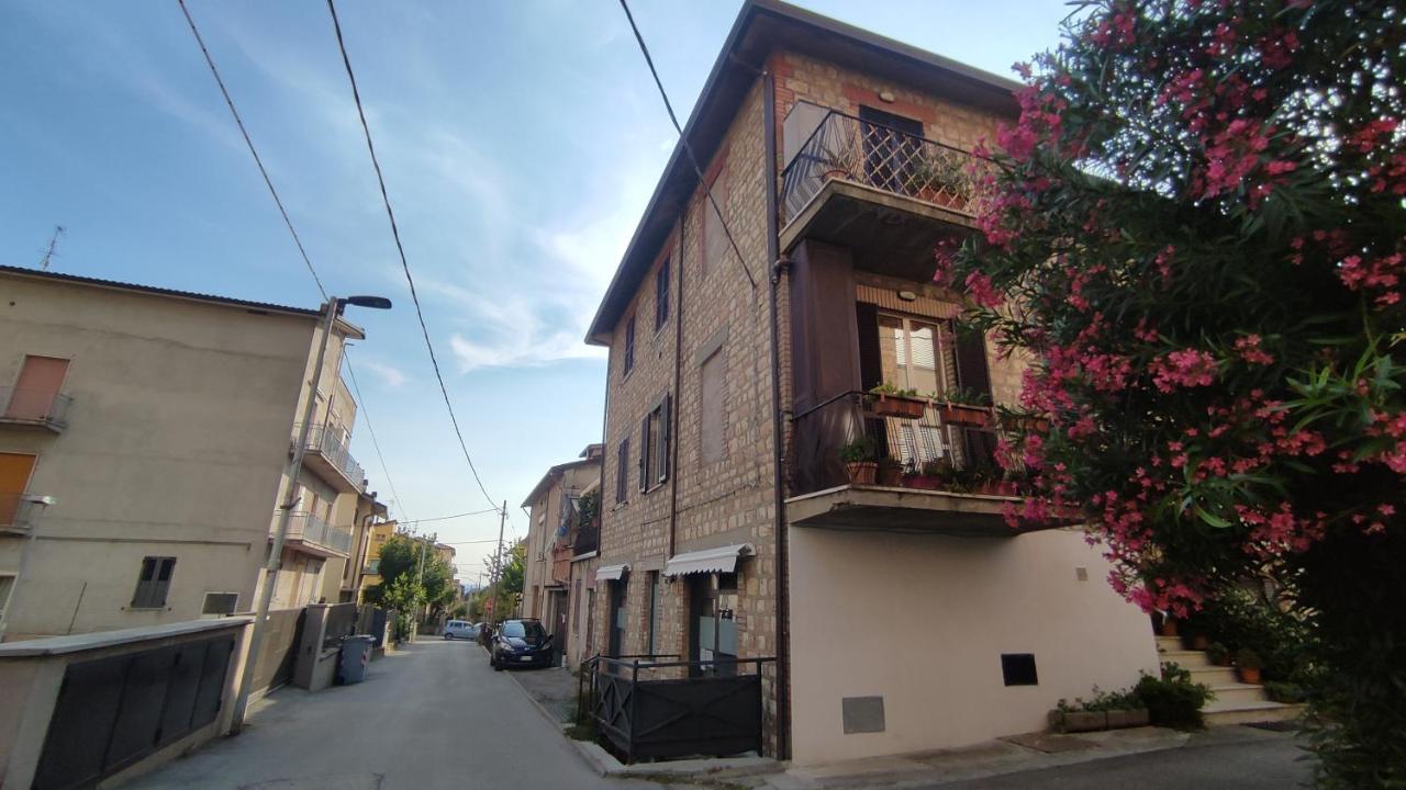 Appartamento Via Ponchielli Pérouse Extérieur photo